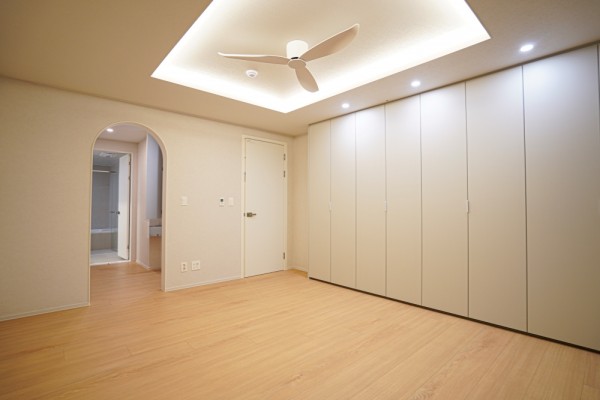 14e8eee77400deba2f5a3d7ae2844530_1760668