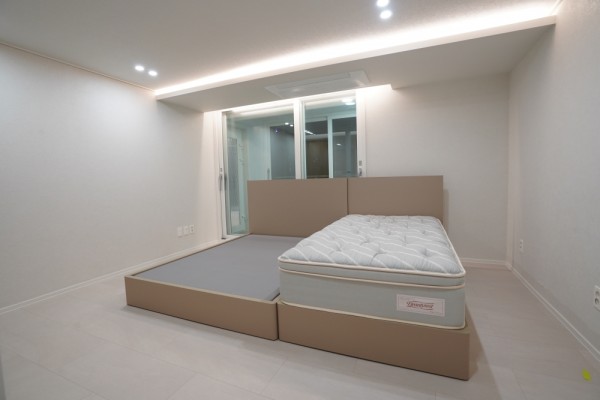 14e8eee77400deba2f5a3d7ae2844530_1760669